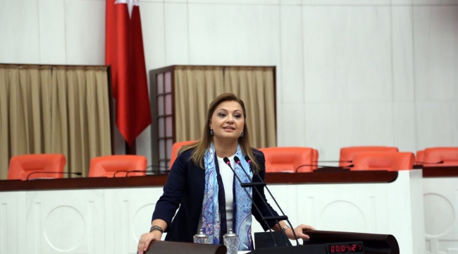 Köksal : Kadın sadece eş yada anne değil, aynı zamanda bir bireydir