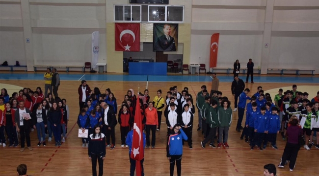 Okul Sporları Hentbol Grup Müsabakaları Başladı