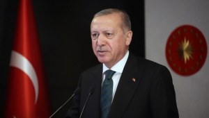 Cumhurbaşkanı Erdoğan : Küresel bir felaket hâlini alan hastalığın üstesinden gelerek Ramazan’ın sonunda çifte bayram yapmayı niyaz ediyoruz