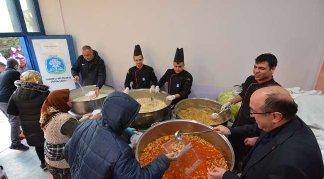 Ramazan ayının ilk iftar yemeği başkan dr. Mustafa çöl'den