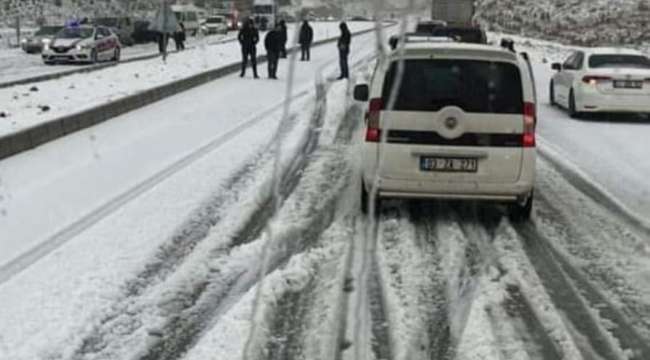 Afyonkarahisar’da dolu yağışı çok sayıda kazaya neden oldu