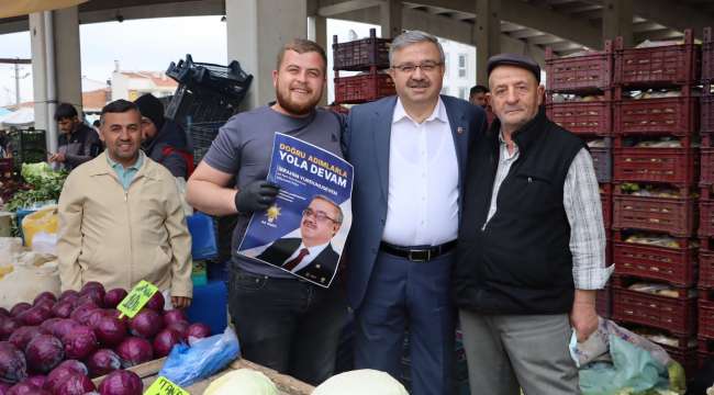 Afyonkarahisar’lı hemşerilerimiz ise her koşulda devletimizin ve Cumhurbaşkanımızın yanında durarak büyük bir feraset örneği gösterdi.