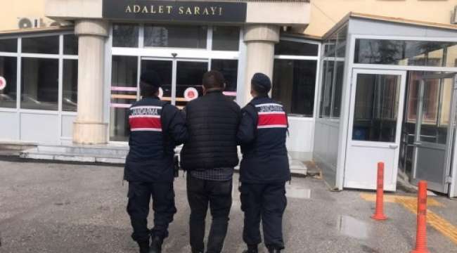 Son Dakika….Afyonkarahisar'da 11 yıl hapis cezası ile aranan hükümlü  yakalandı