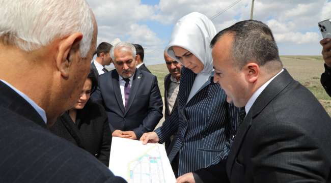 Vali Yiğitbaşı Sinanapaş'da kurulan Afyonkarahisar 2. OSB ile ilgili bilgi aldı