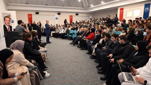 YÖK Başkanı Prof. Dr. Erol Özvar, Afyon Kocatepe Üniversitesi Öğrencileriyle Gençlik Sohbetlerinde Buluştu