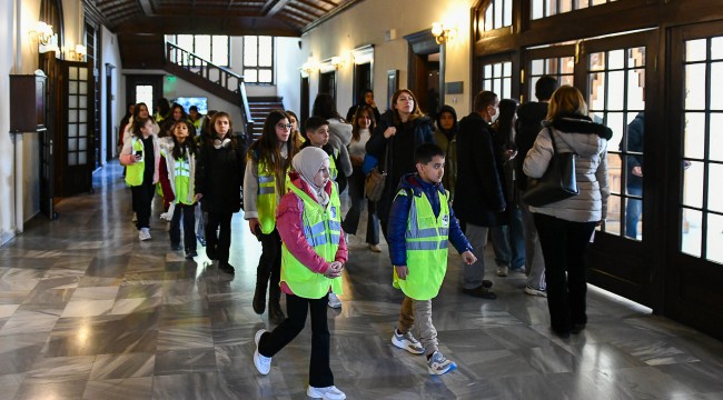 Tarih Dolu Bir Kent Gezisiyle Değerlendiriyor