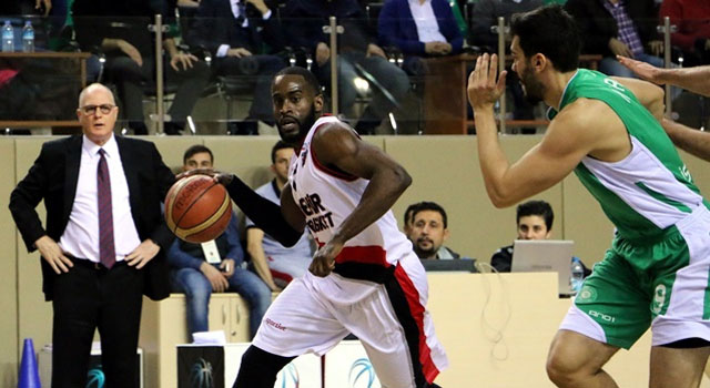 Belediye baskete talih kuşu kondu