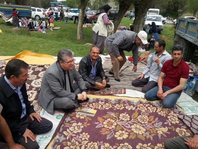 Demirkırkan: Ülke gündemi başkanlık değil, terördür