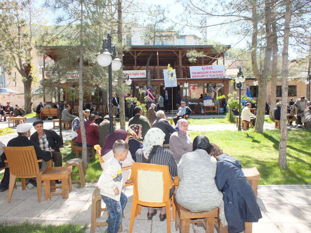 ‘Emekli derneğinin gözü emeklinin cebinde’